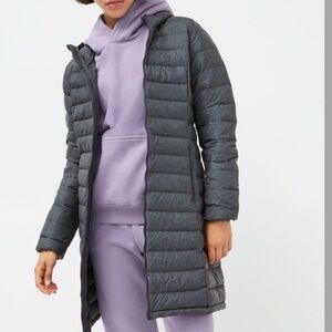 Aritzia TNA Botanie long super light puff